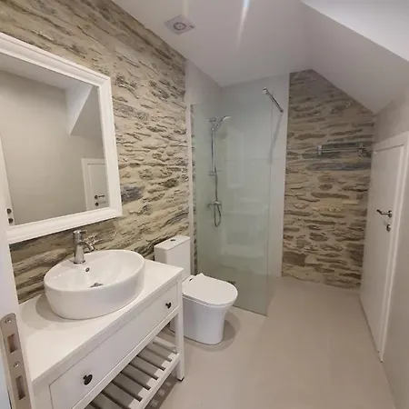 Loft Apartment *